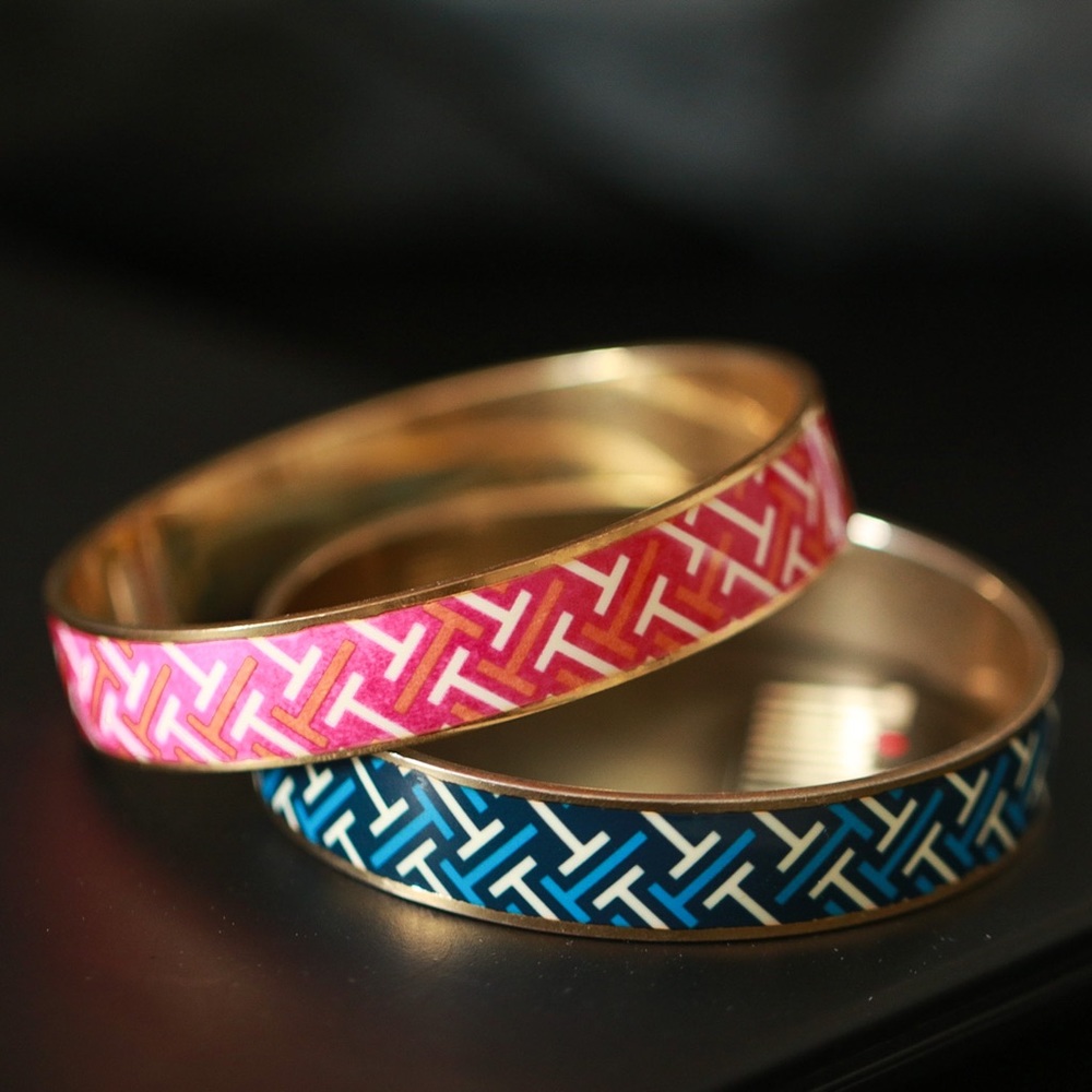 2 Tommy Hilfiger bracelets